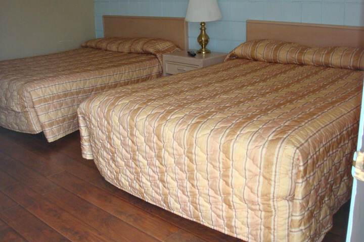 Room 15 of 43