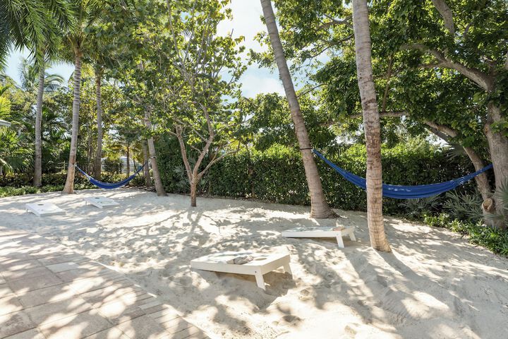 Blue Flamingo Resort Key West