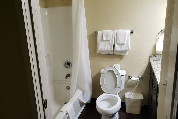 Room 41 of 48