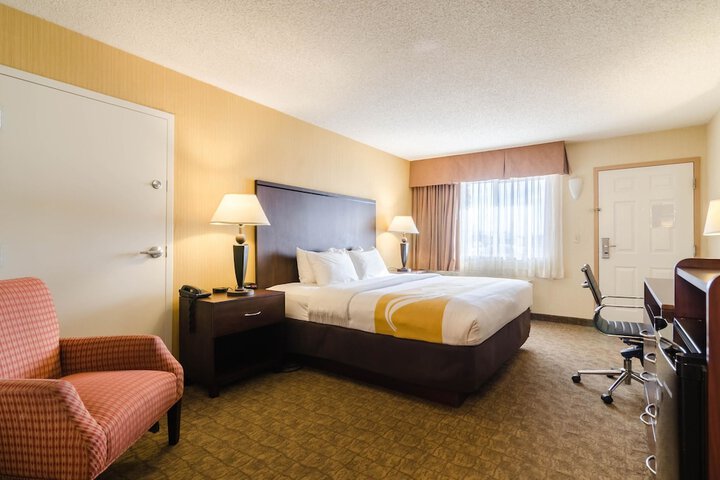 Room 12 of 29