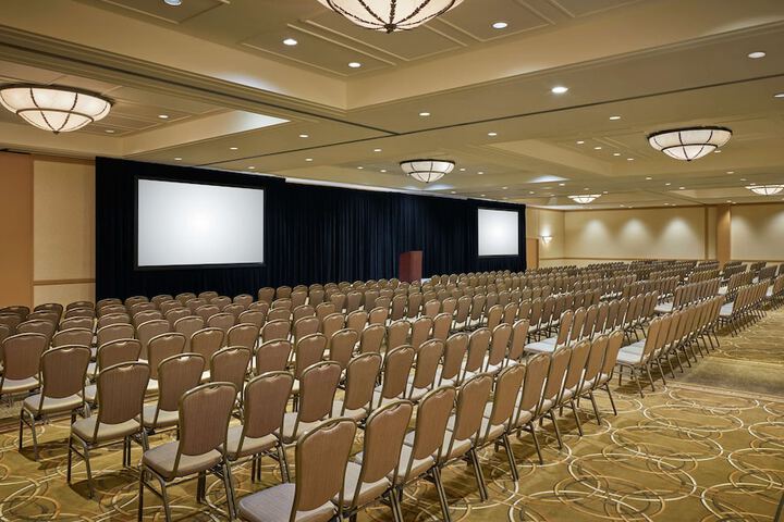 DoubleTree by Hilton Houston Intercontinental Airport