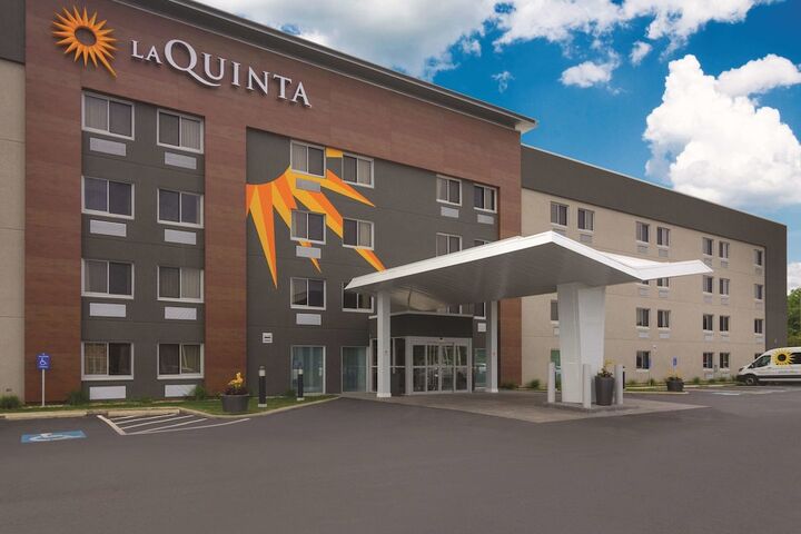 Hotel 6 of 42