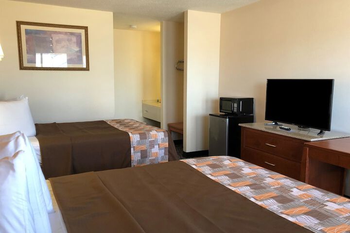 Room 15 of 25