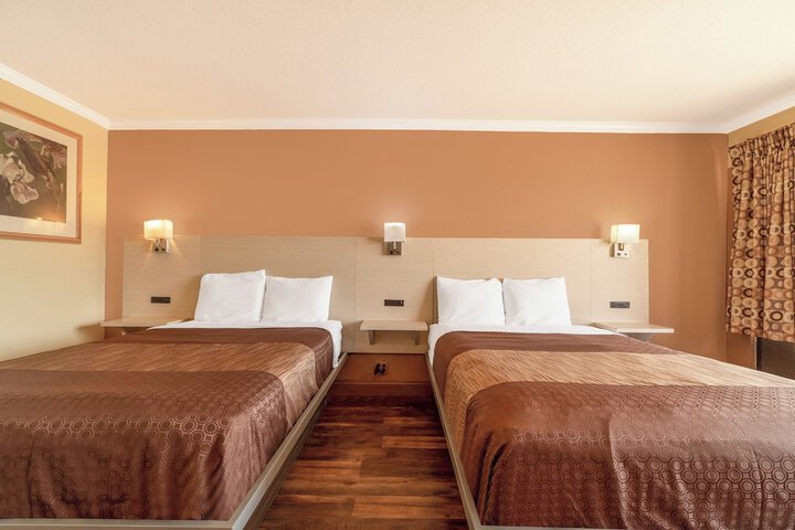 Room 44 of 81