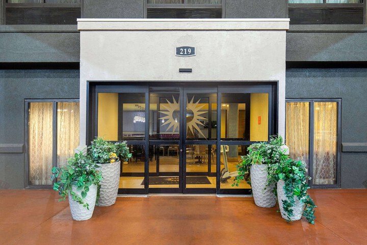 Hotel 3 of 38
