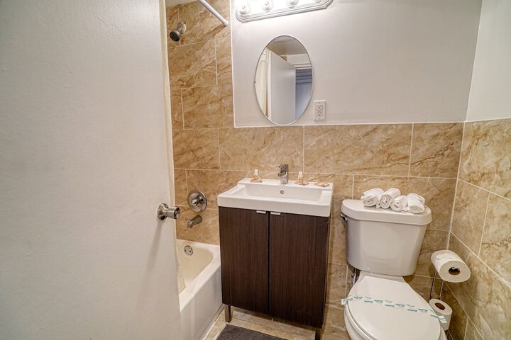 Room 141 of 242