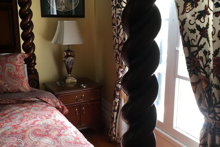 Auberge Chesleys Inn
