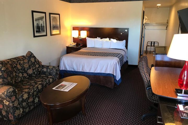 Room 29 of 34