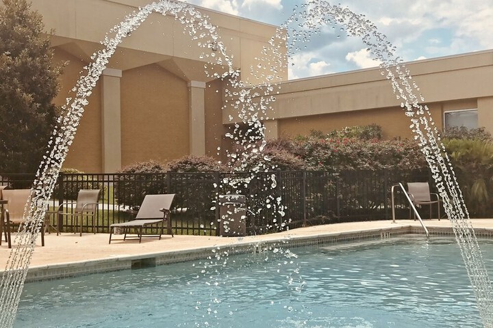 Quality Inn & Suites Conference Center Statesboro Historic District