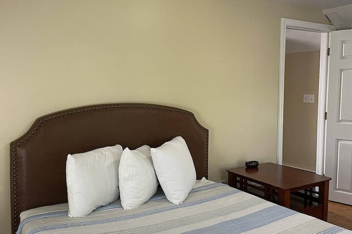 Grand Beach Inn