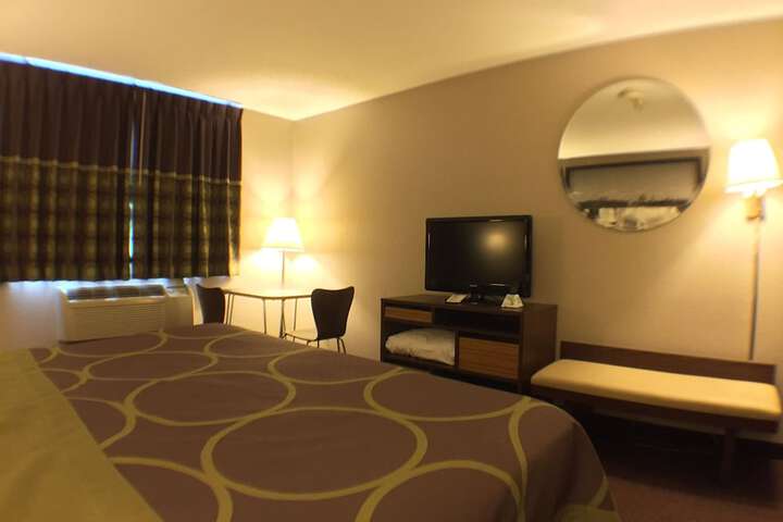 Room 58 of 64