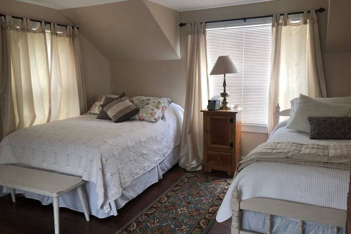 Room 32 of 52
