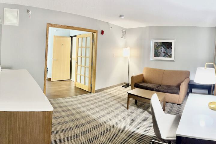 Room 29 of 53