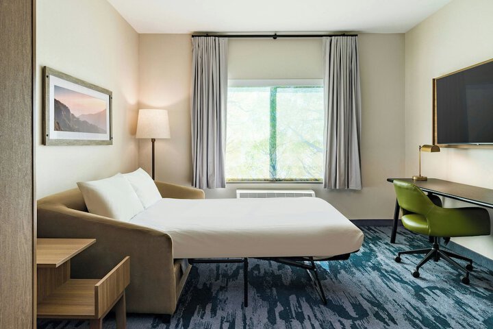 Fairfield Inn & Suites Hanford