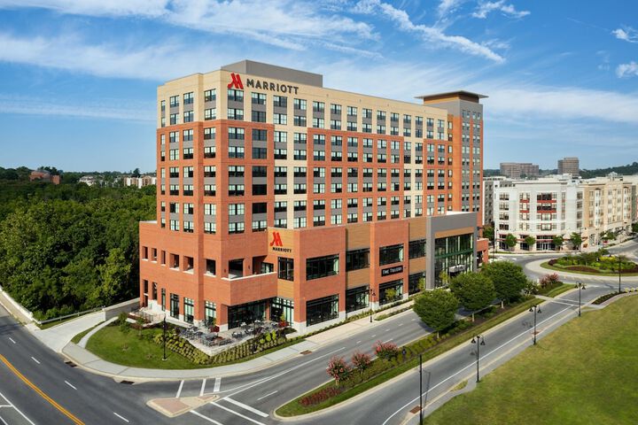 Hotel 2 of 85
