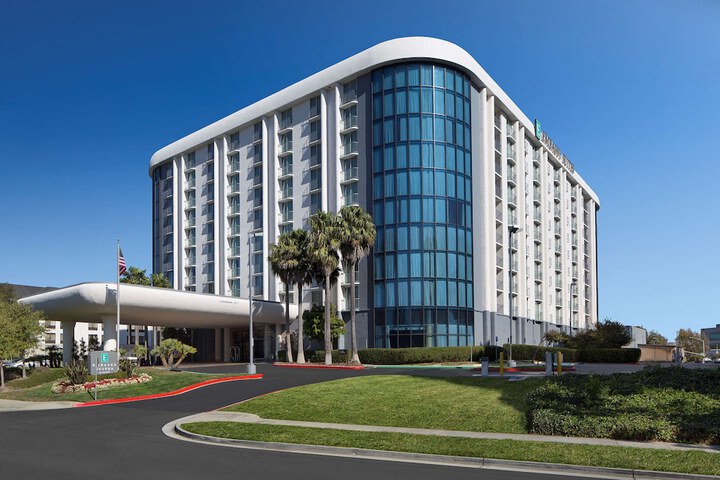Hotel 2 of 51