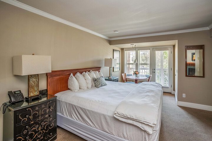 Cannon Beach Hotel Collection