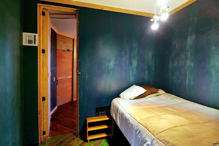 Lost River Hostel