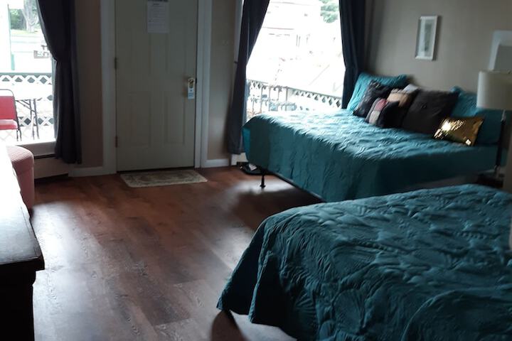 Northern Peaks Motor Inn
