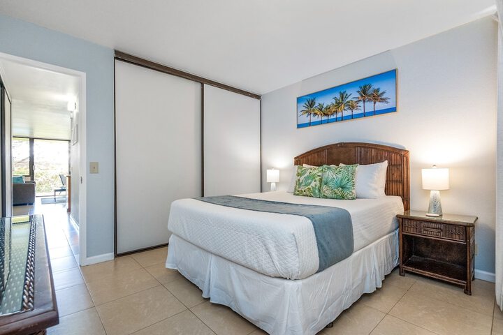 Room 105 of 271