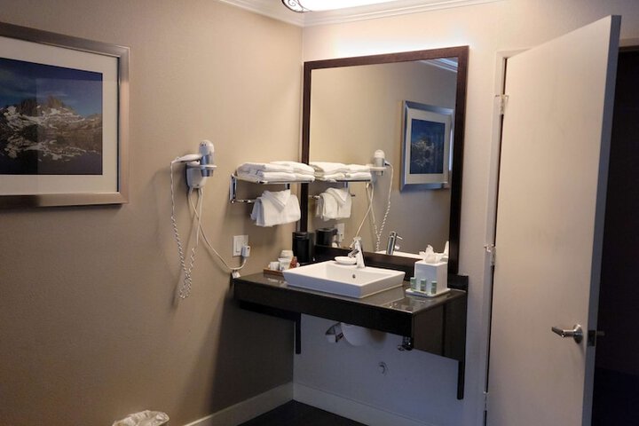 Room 17 of 29