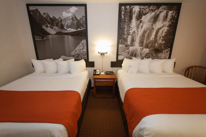 Room 37 of 72