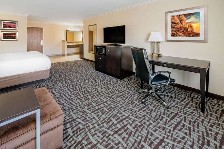 Room 14 of 47