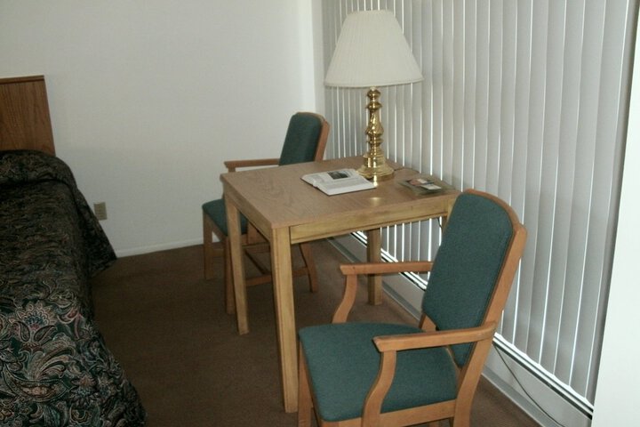 Room 16 of 44