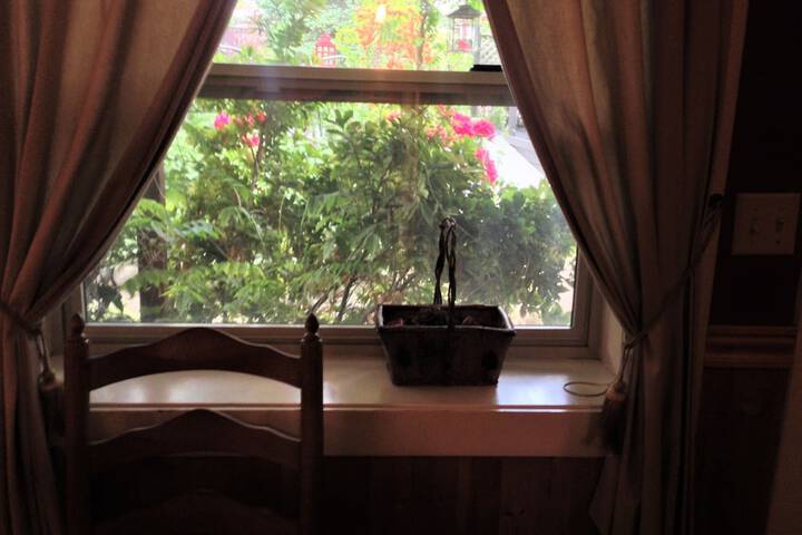 Room 44 of 79