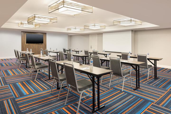 Hampton Inn & Suites Myrtle Beach / Oceanfront