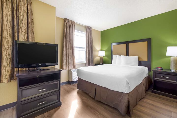 Room 20 of 27