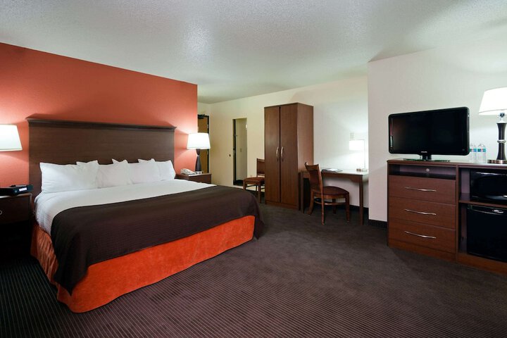 Room 16 of 24