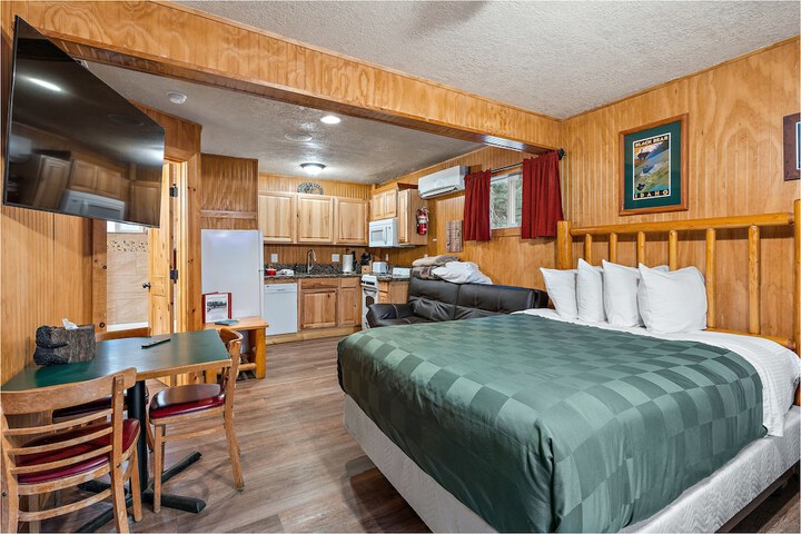 Brundage Bungalows