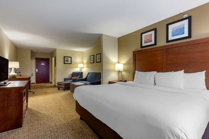 Room 16 of 35