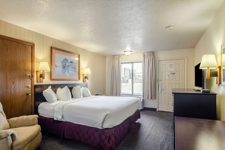Americas Best Value Inn & Suites Ft. Collins E at I-25