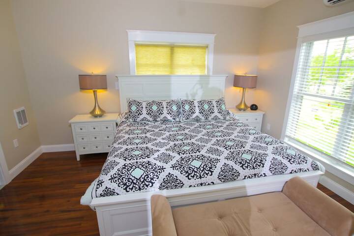 Room 334 of 373