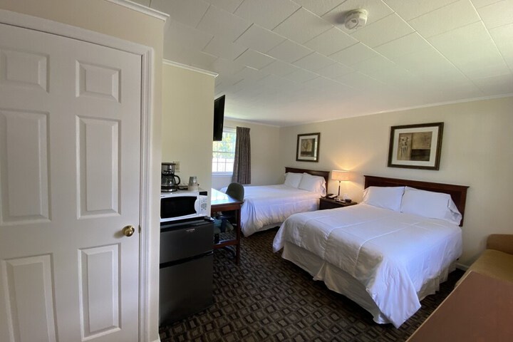 Room 18 of 30