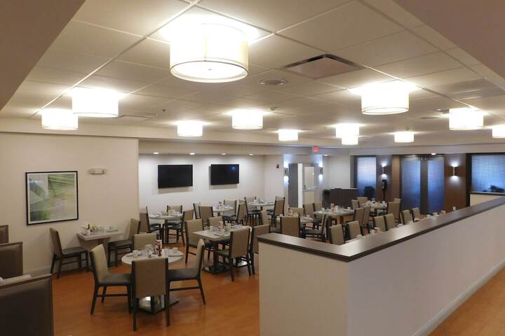 Holiday Inn Hotel & Suites Rochester - Marketplace by IHG