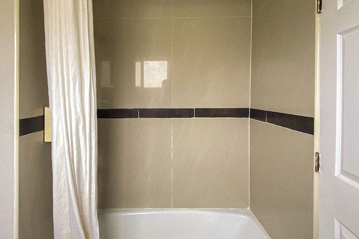 Room 20 of 49