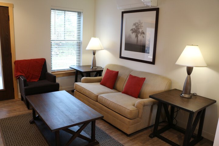 Room 9 of 48