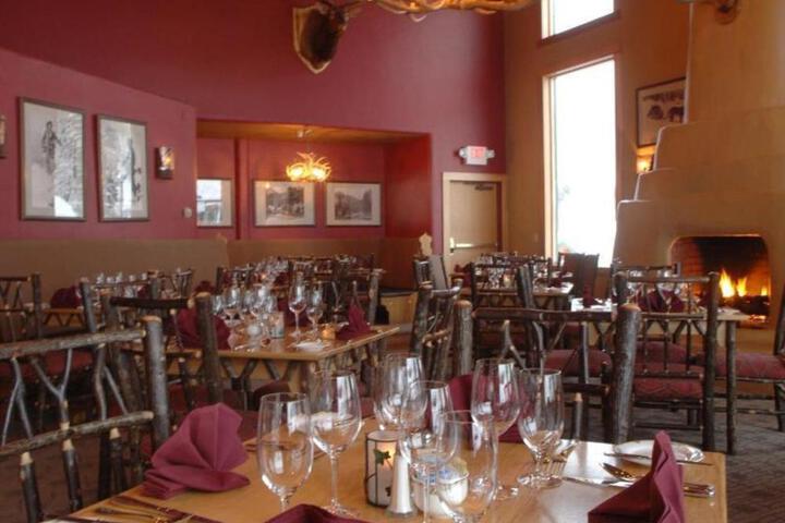 Teewinot Lodge by Grand Targhee Resort