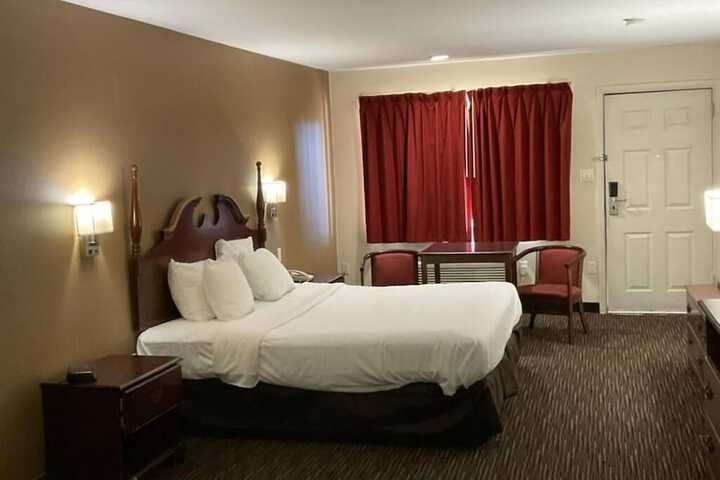ATLANTIC INN