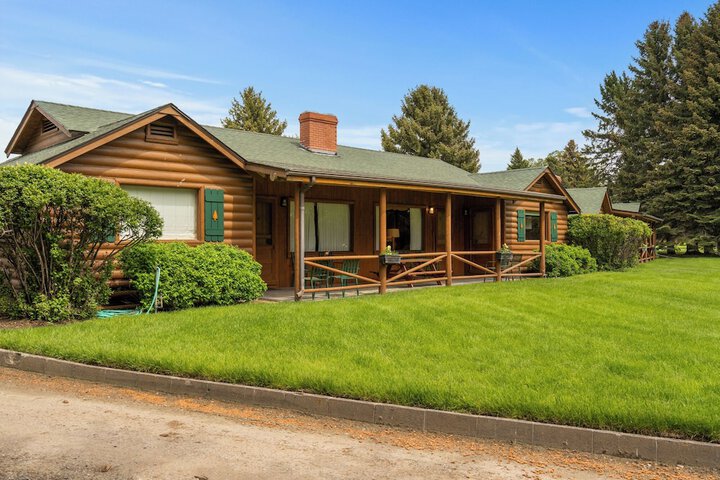 El Western Cabins & Lodges