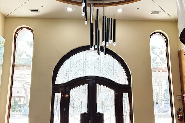 Hotel Interior 10 of 27