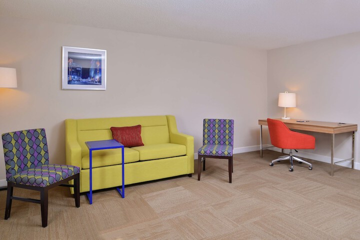 Room 19 of 32
