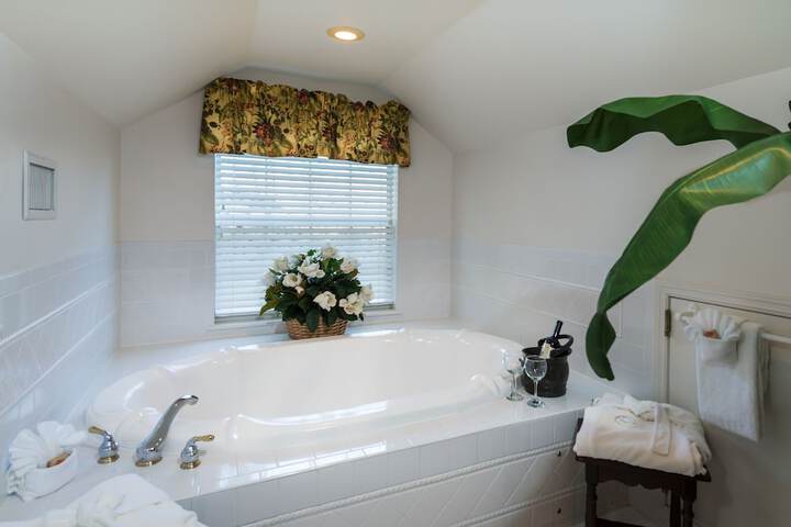 Room 14 of 27