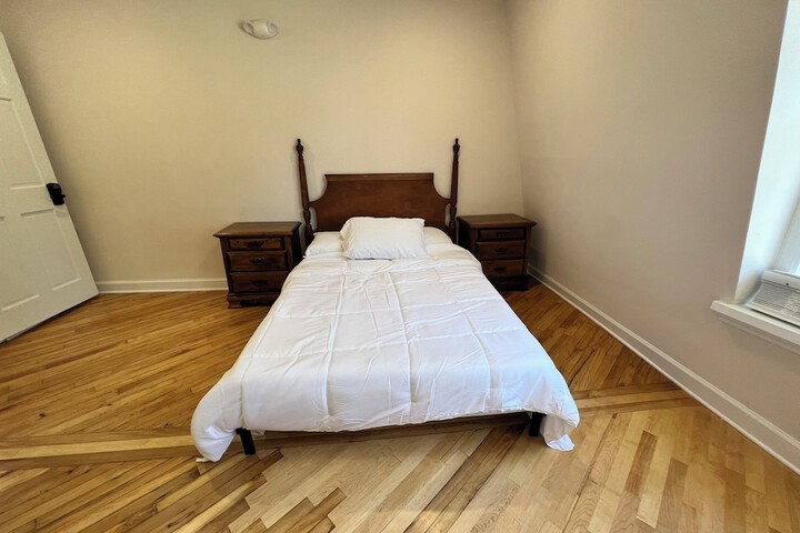 Room 22 of 60