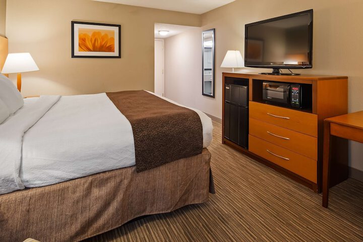 Room 20 of 25