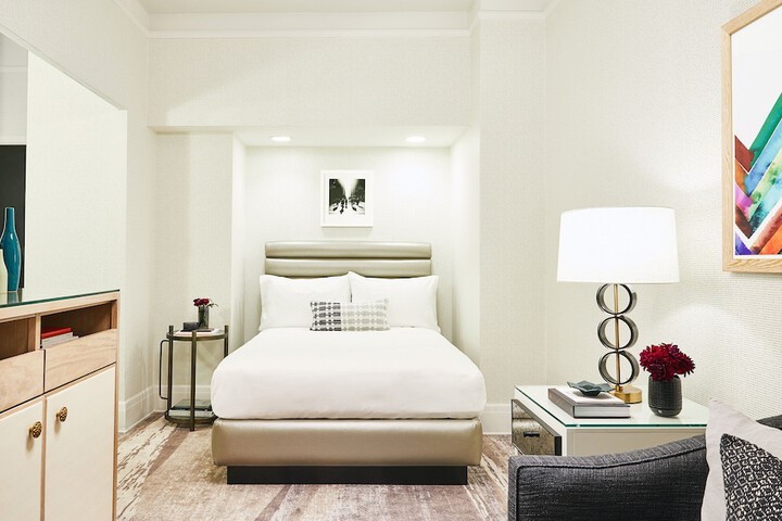 Room 20 of 38