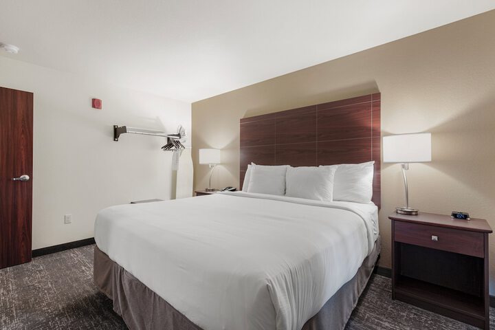 Room 26 of 111